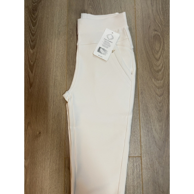 Comfy broek off-white R216