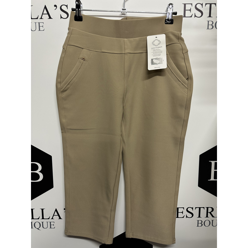 Comfy 3/4 broek zand light beige
