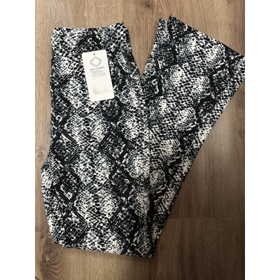 Comfy stretch broek flared slangen print R227
